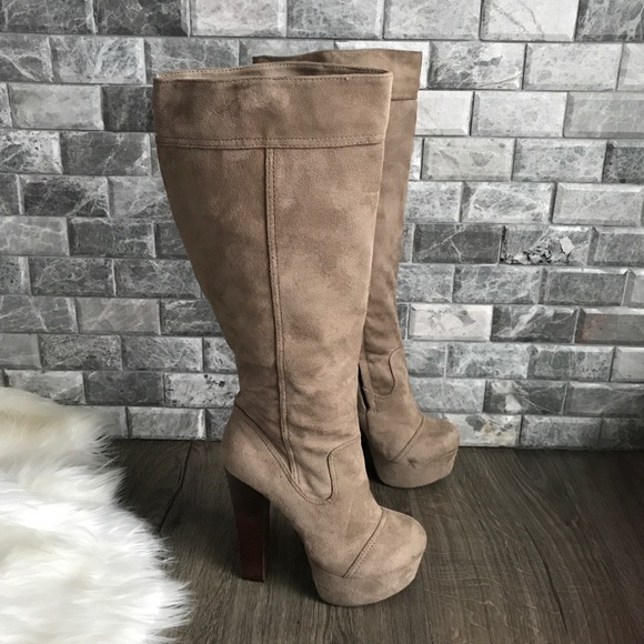 Zigi Soho Shoes - Zigi soho Amy taupe suede platform boots 5.5